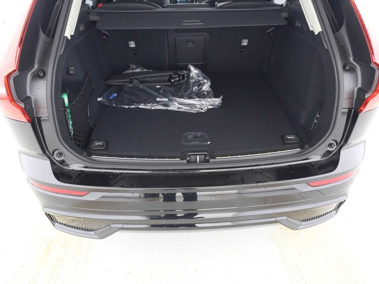 Volvo  B4 Ultimate Dark AWD*Luft*Massag*Standh*