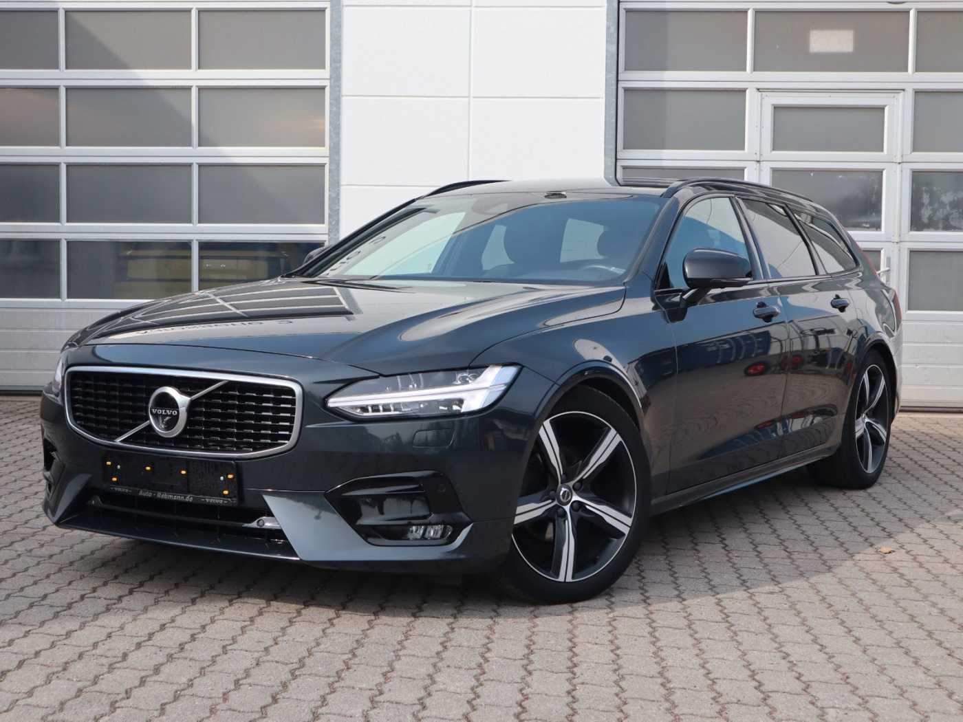 Volvo  D4 R Design HUD*Akustik*StdHzg*360°