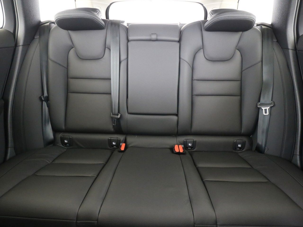 Volvo  B4 Core*Standh*AHK*LED*