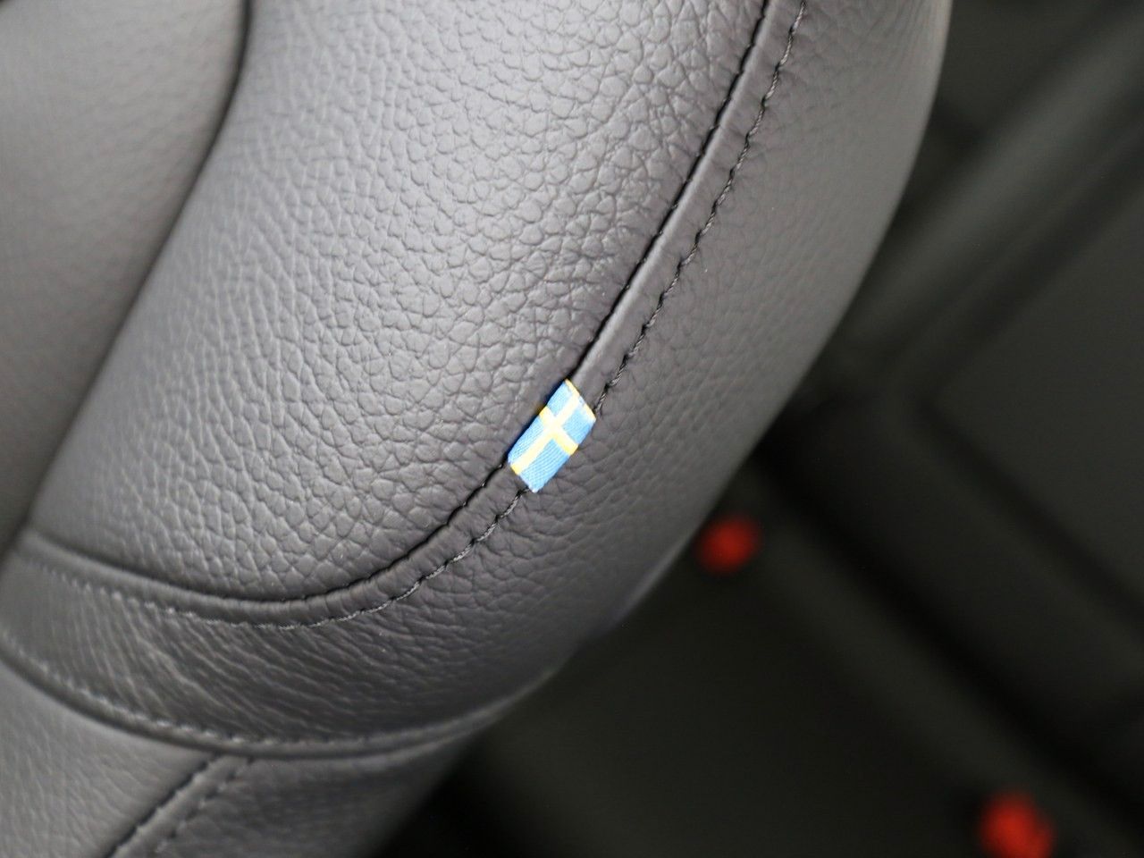 Volvo  B4 Core*Standh*AHK*LED*