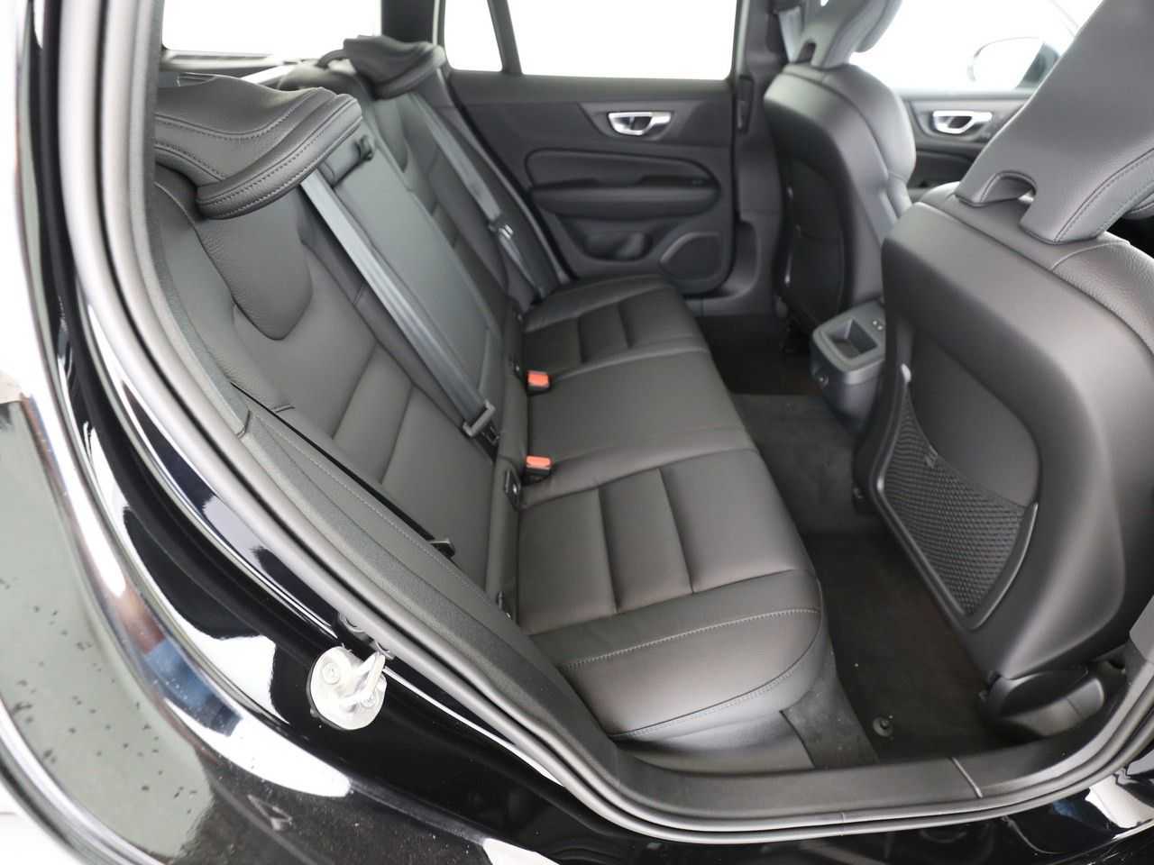 Volvo  B4 Core*Standh*AHK*LED*