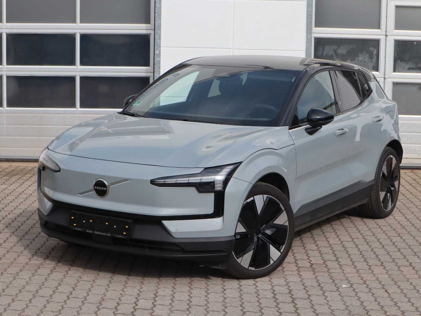 Volvo  Plus RWD Pure Electric*20Zoll*Winterpaket