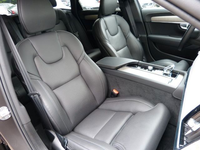 Volvo  B5 Cross Country Plus AWD*AHK*Standh*360°*