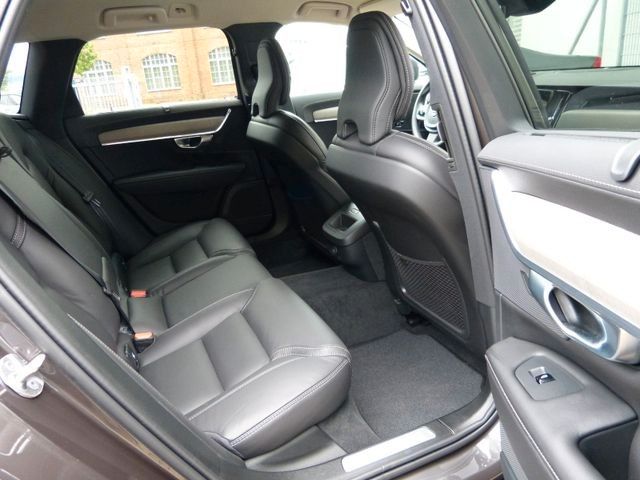 Volvo  B5 Cross Country Plus AWD*AHK*Standh*360°*