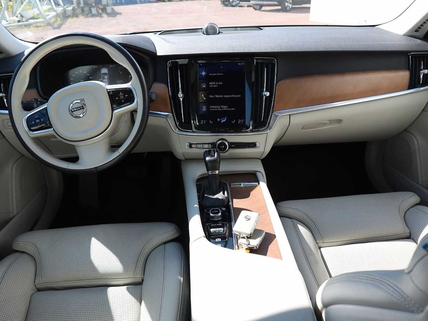 Volvo  D5 Inscription AWD*Standh*B&W