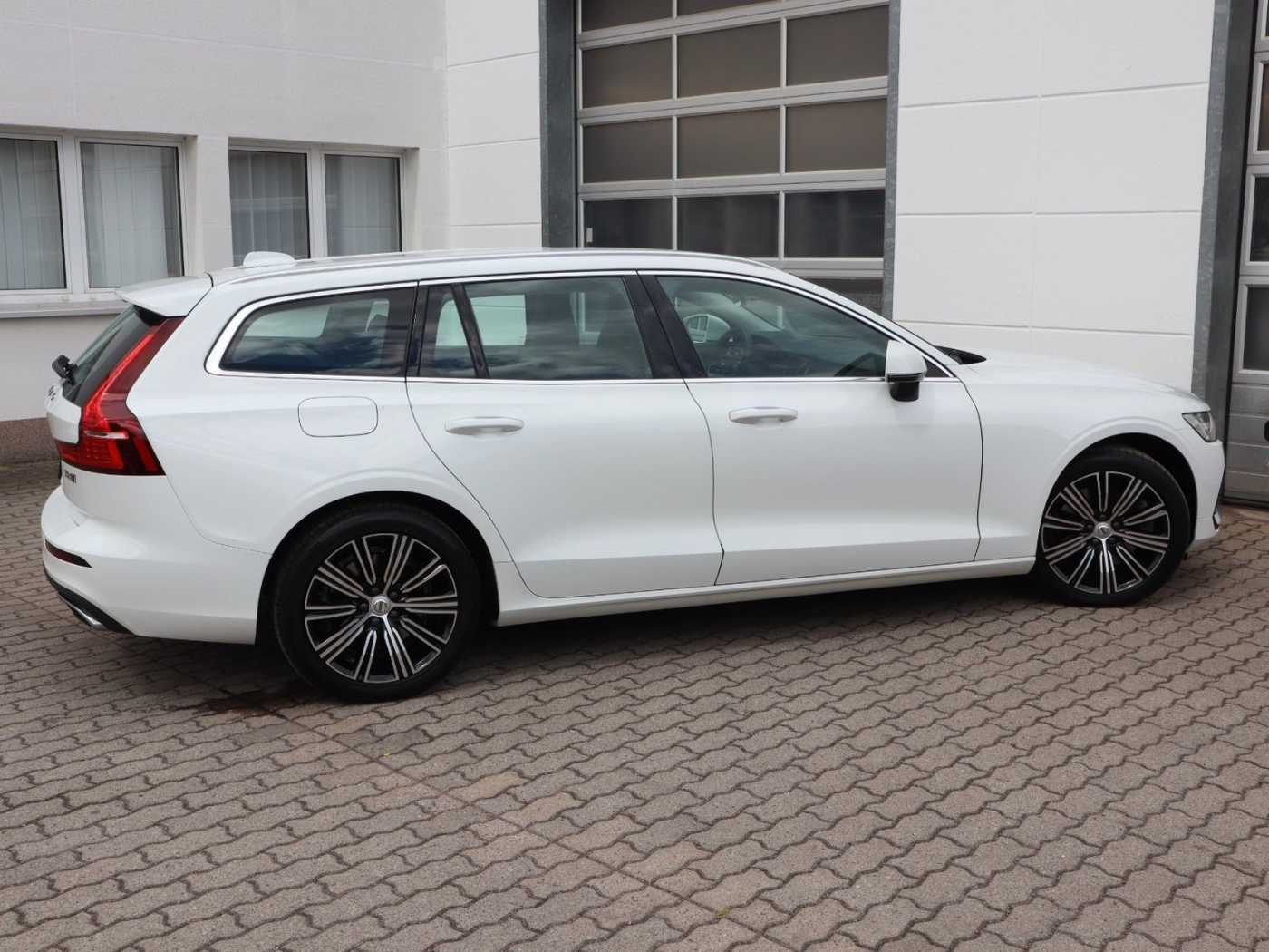Volvo  T8 Inscription Plug-In Hybrid AWD