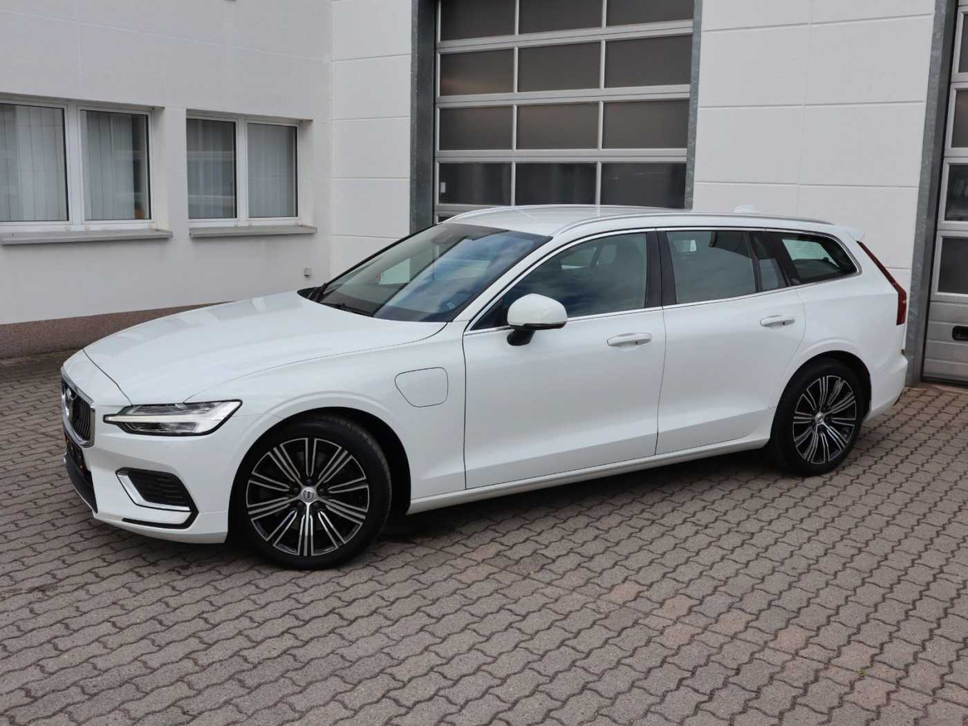 Volvo  T8 Inscription Plug-In Hybrid AWD