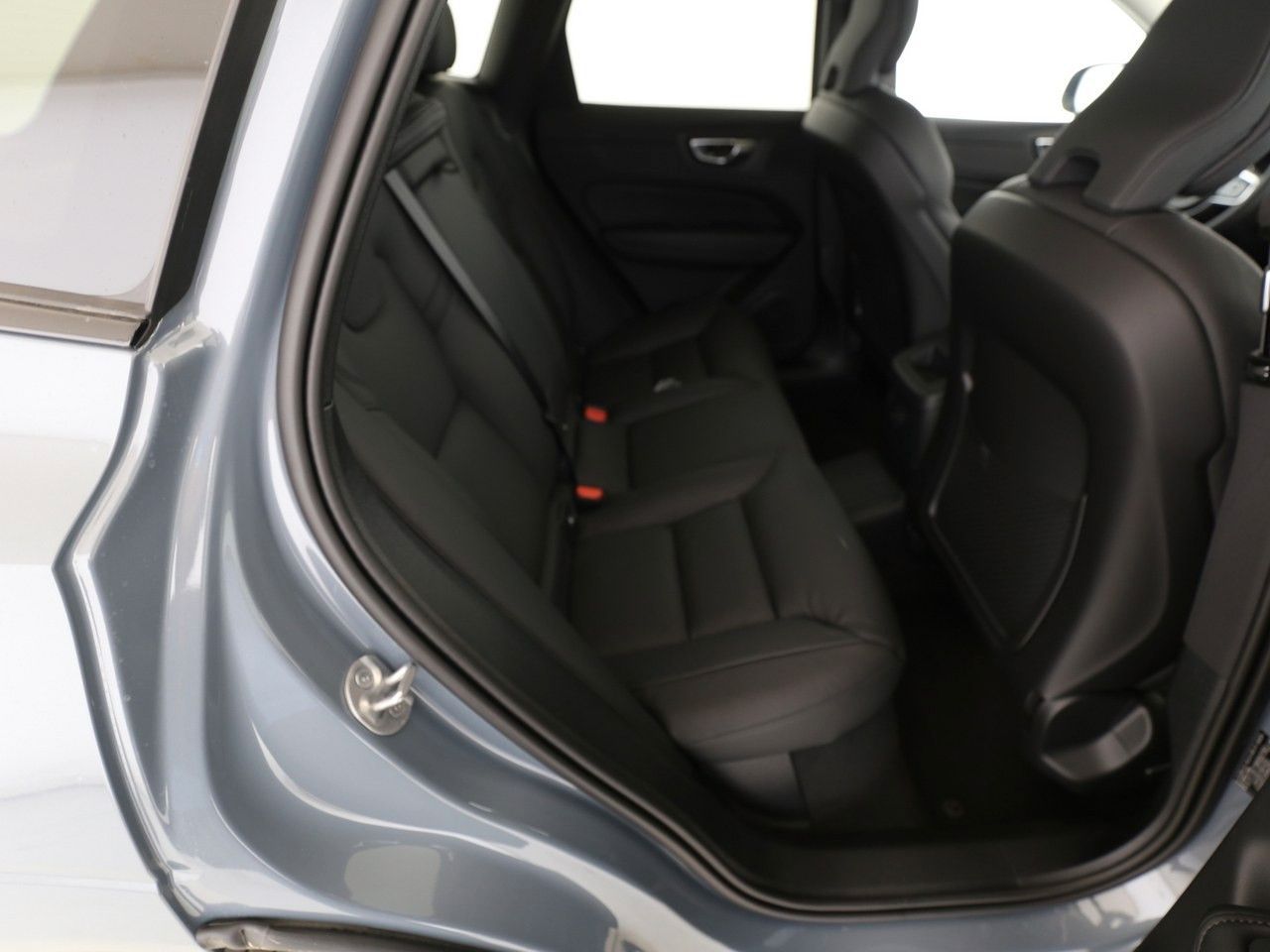 Volvo  T8 Plus Dark Recharge Plug-In Hybrid AWD