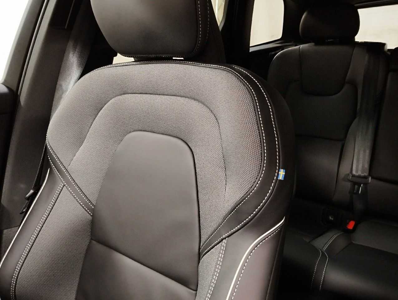 Volvo  T8 Plus Black Edition Recha Plug-In Hybrid