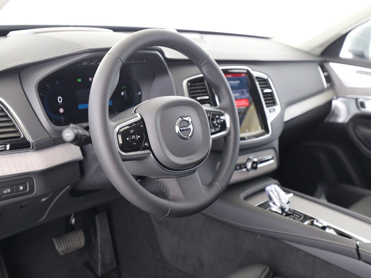 Volvo  T8 Ultra Bright Recharge Plug-In Hybrid AWD