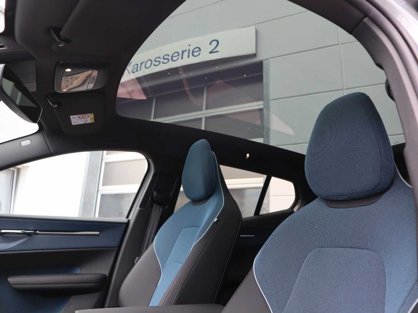 Volvo  Ultra AWD Performance Pure Electric