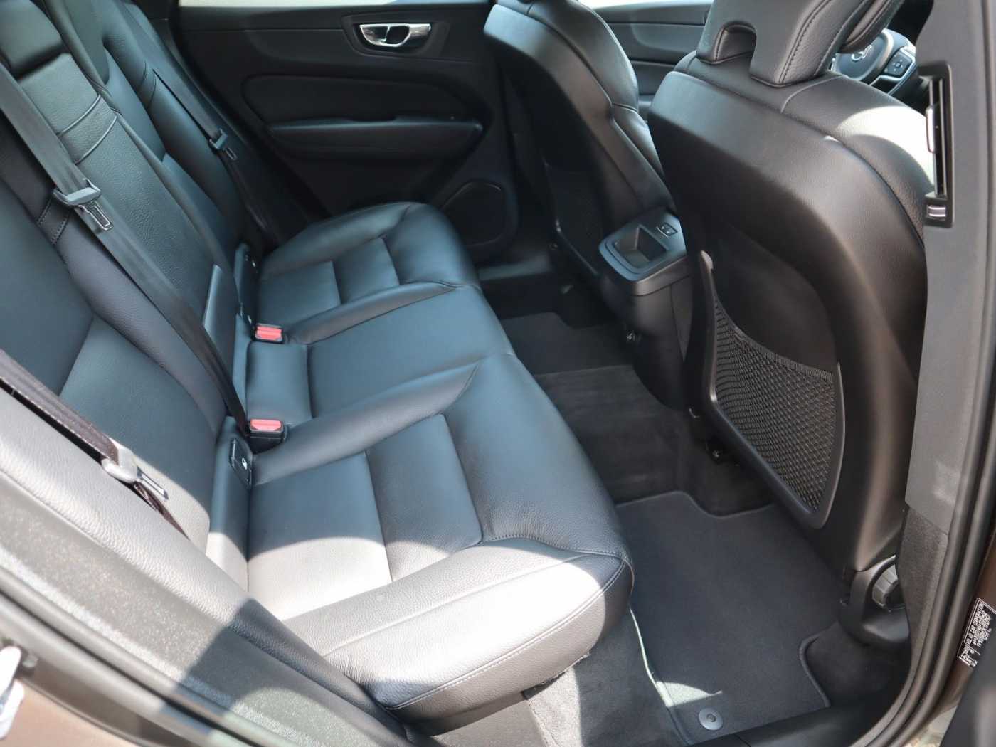 Volvo  D5 Momentum AWD