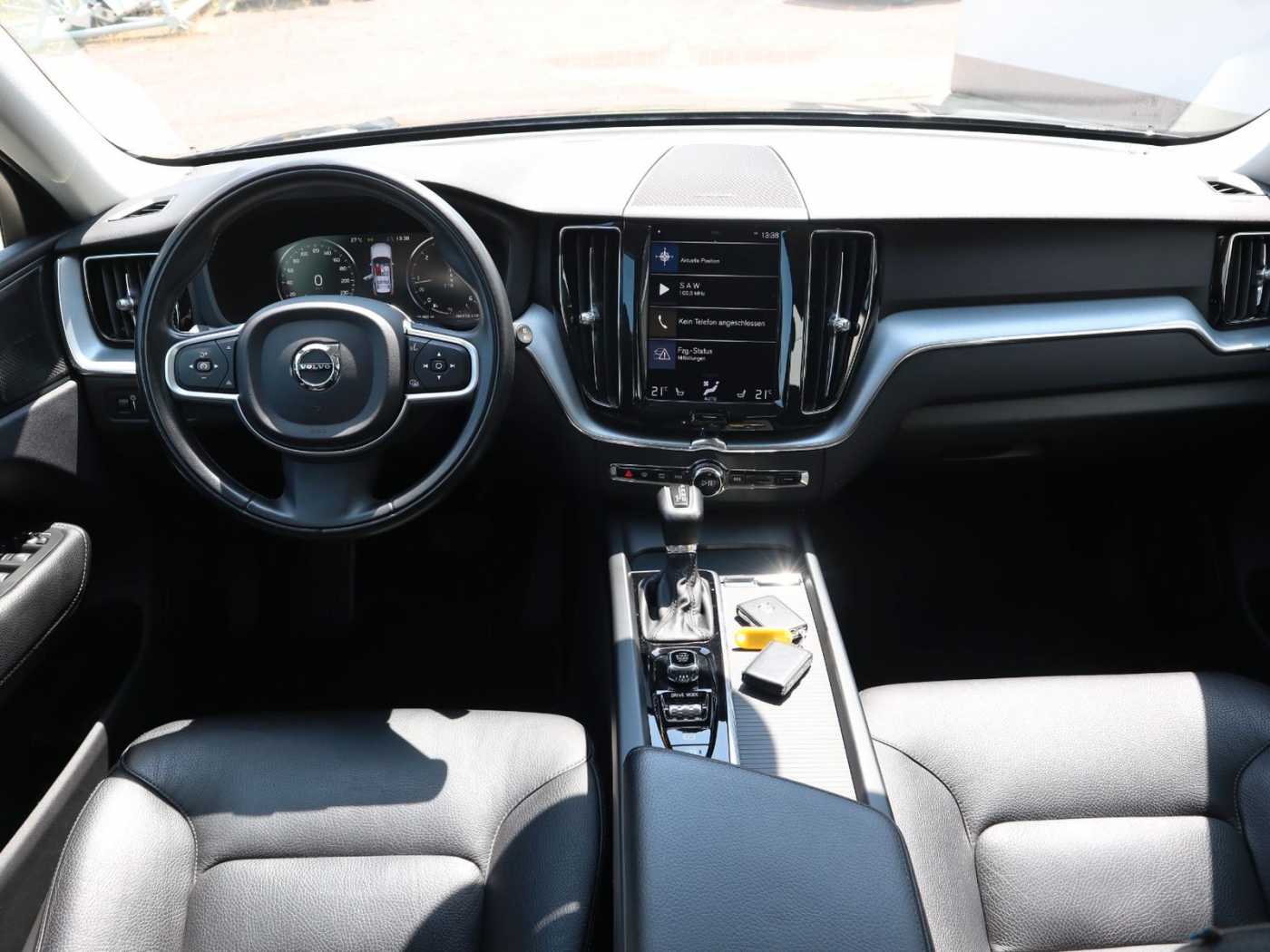 Volvo  D5 Momentum AWD
