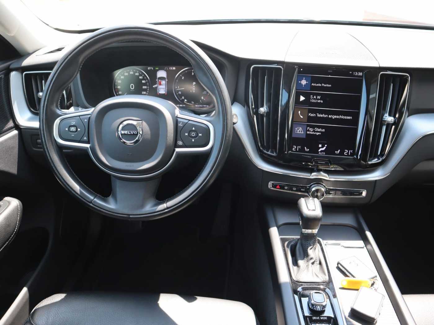 Volvo  D5 Momentum AWD