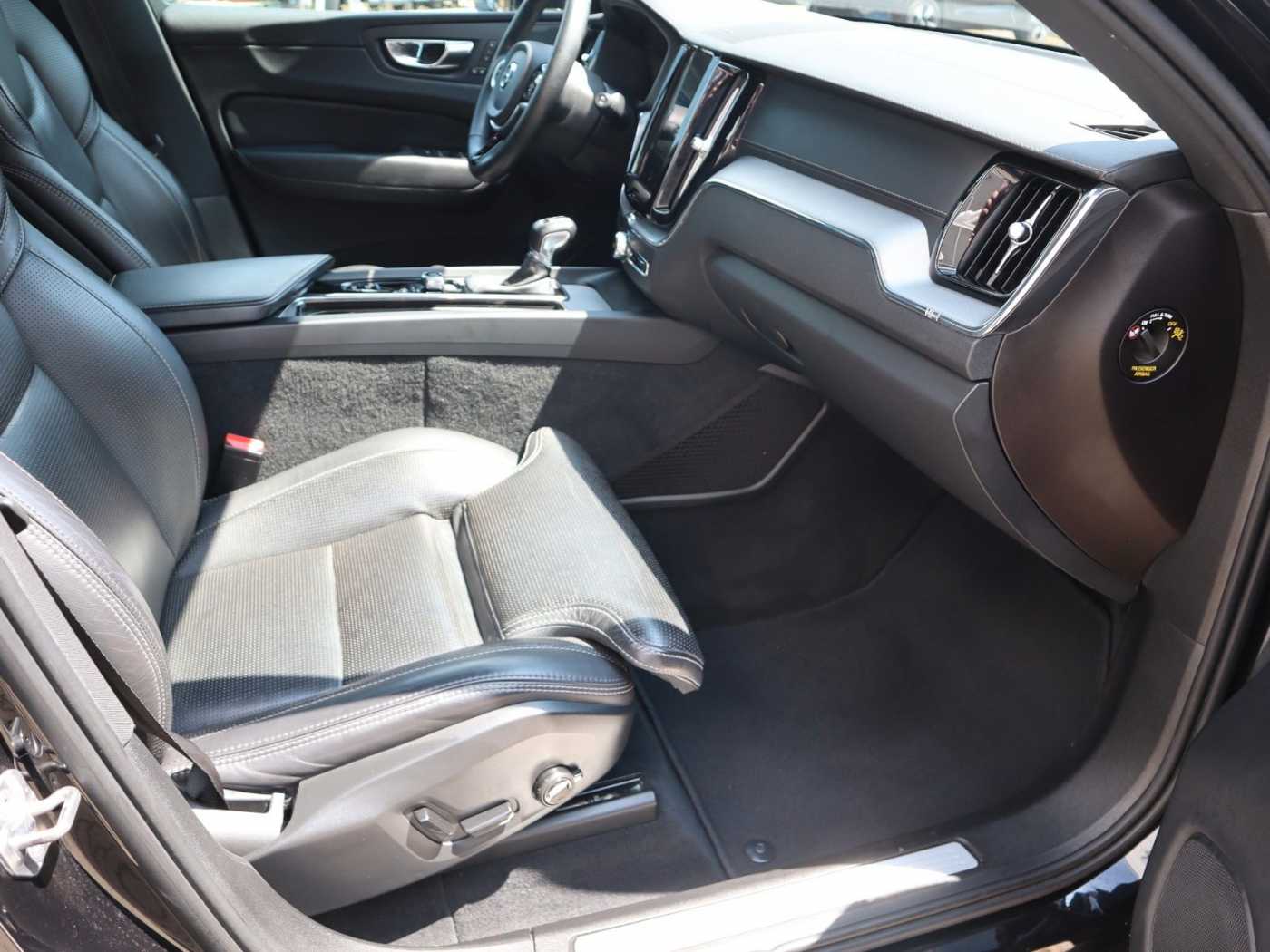 Volvo  D4 Inscription FWD