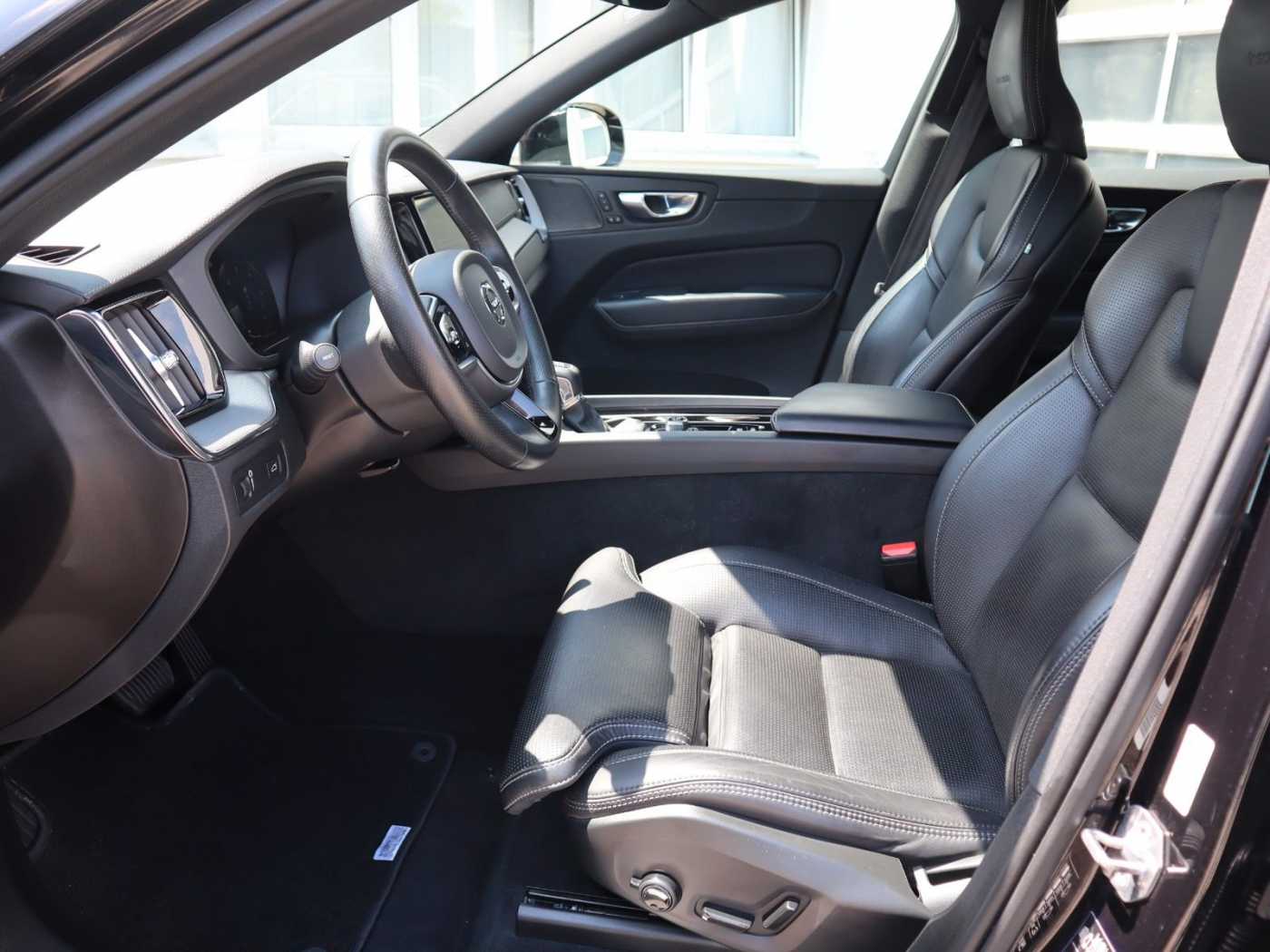 Volvo  D4 Inscription FWD