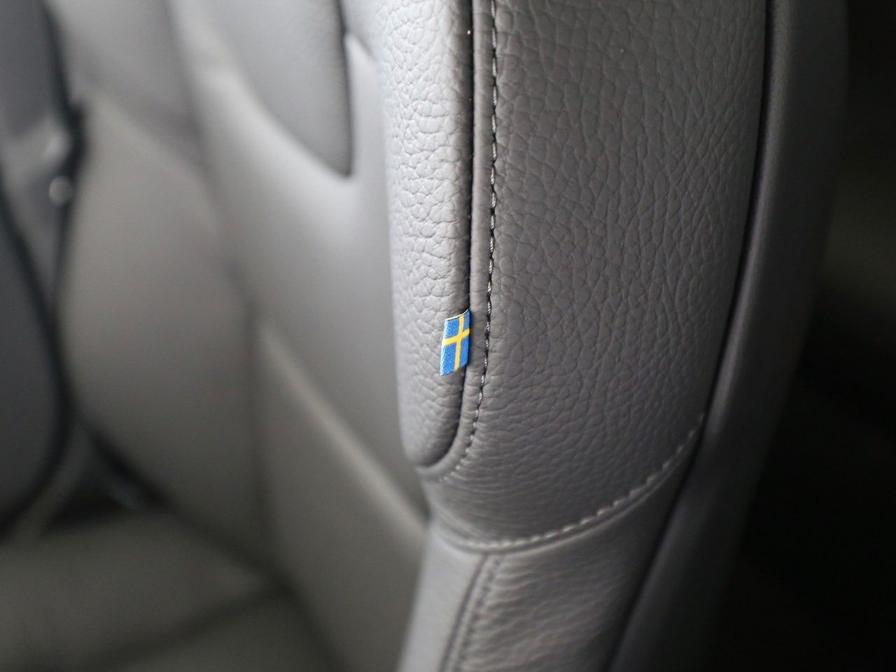 Volvo  B4 Core