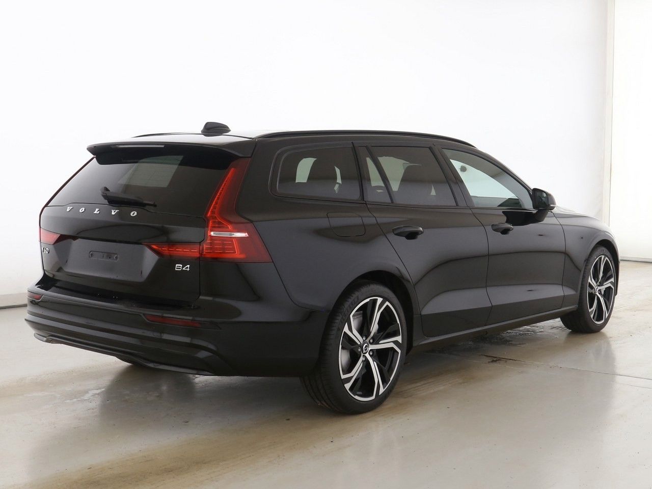 Volvo  B4 Ultra Dark*AHK*Hear up*