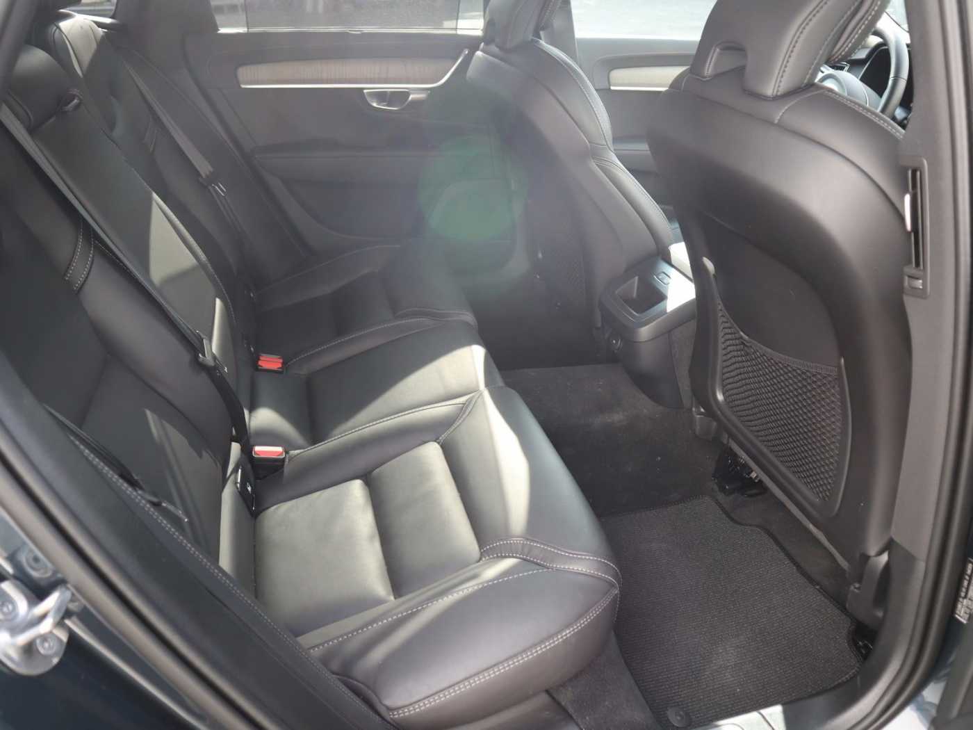 Volvo  B5 Cross Country Plus AWD