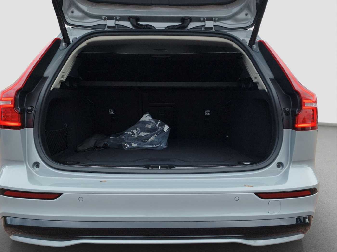 Volvo  T6 Plus Dark Recharge Plug-In Hybrid AWD*AHK