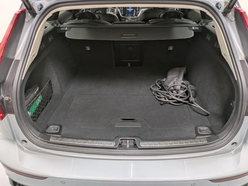 Volvo  T6 Plus Dark Recharge Plug-In Hybrid AWD*AHK