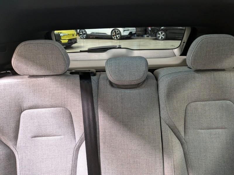 Volvo  Ultra 2WD Pure Electric