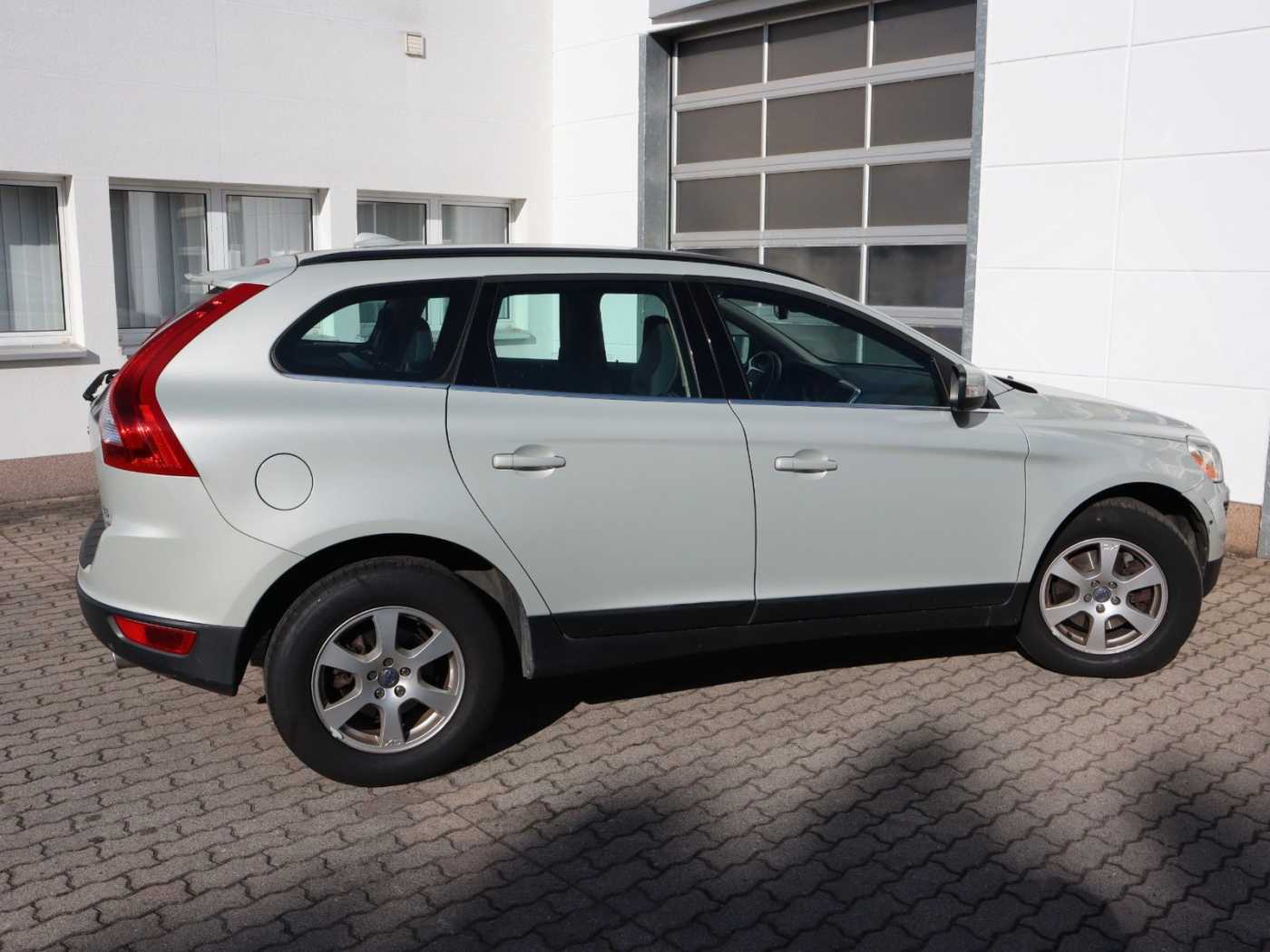 Volvo  D5 Momentum AWD