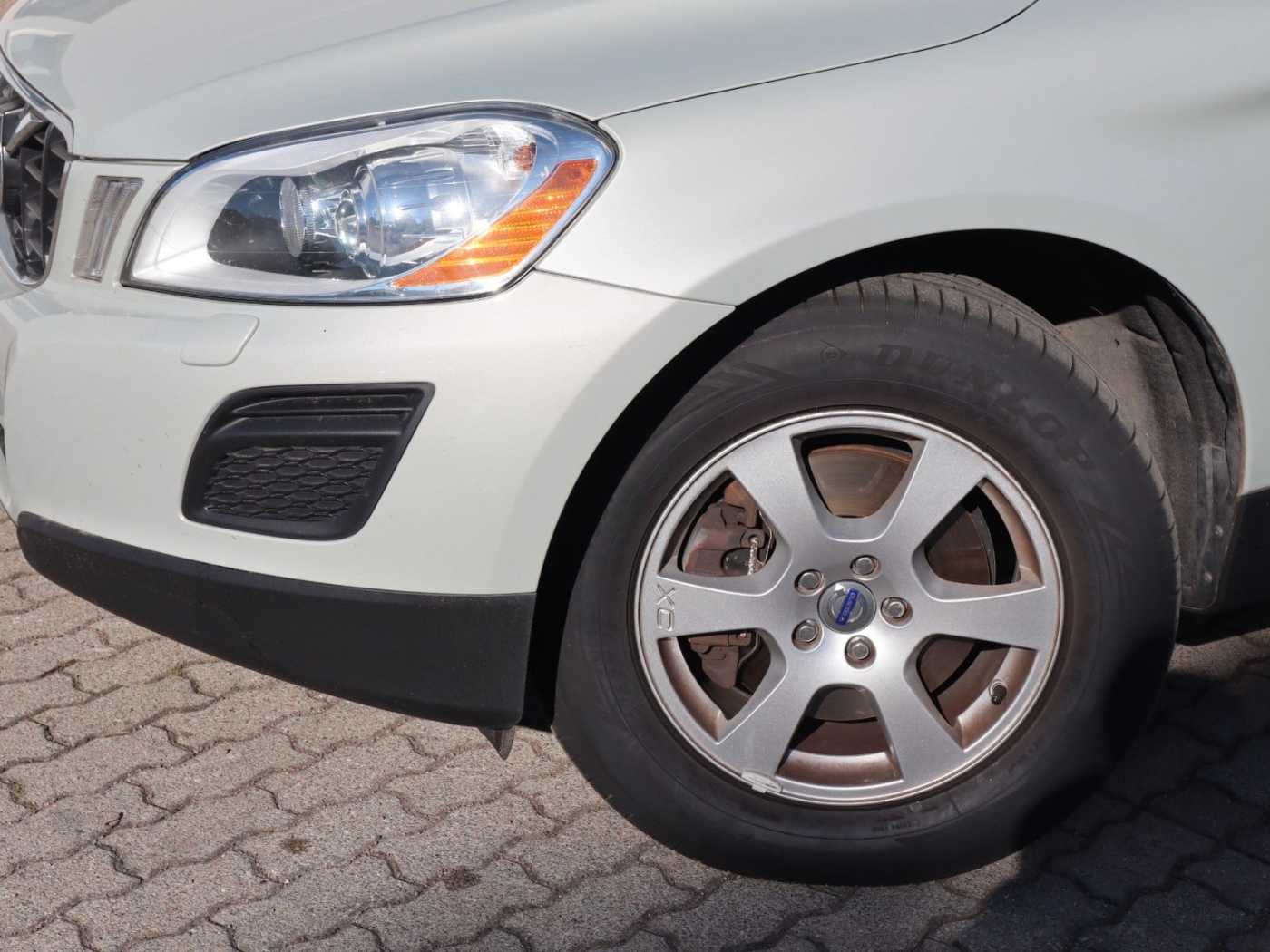 Volvo  D5 Momentum AWD