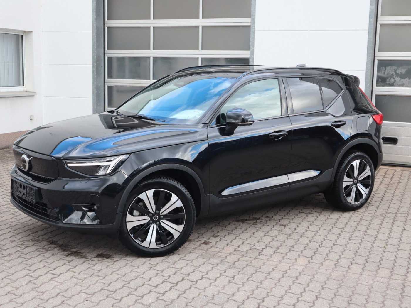 Volvo  Ultimate Recharge Pure Electric AWD