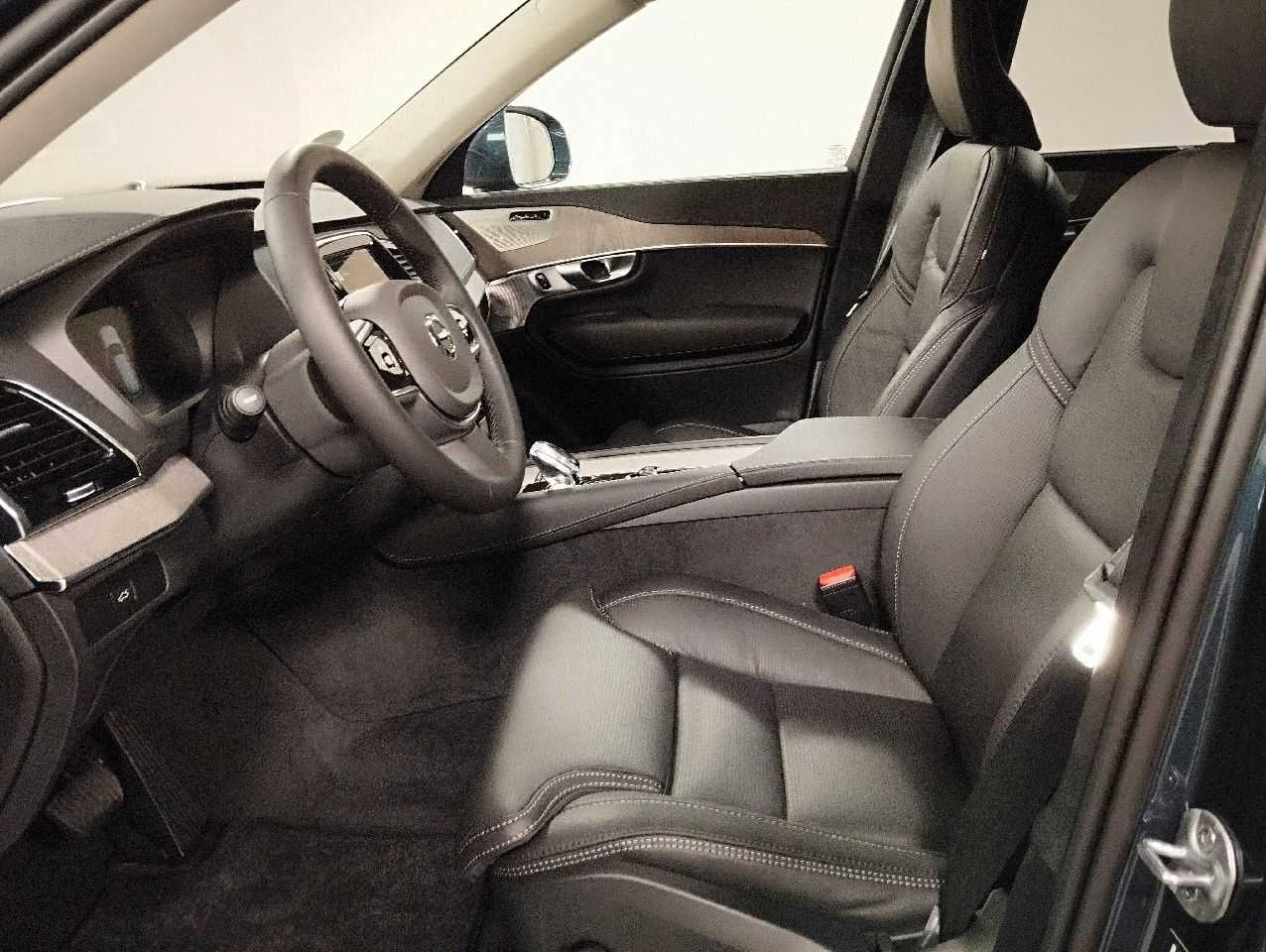 Volvo  B5 Ultimate Bright AWD