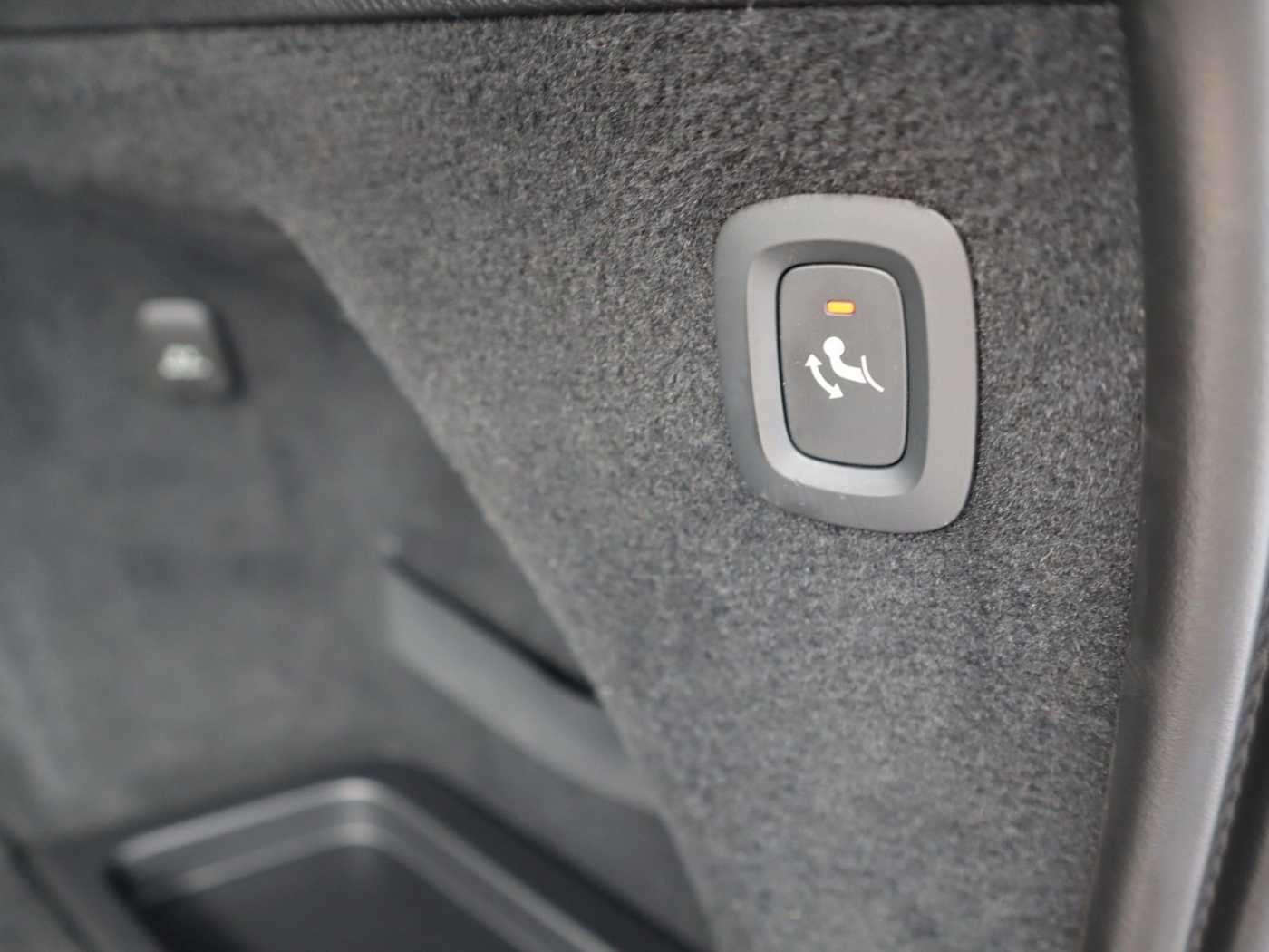 Volvo  B5 Inscription AWD