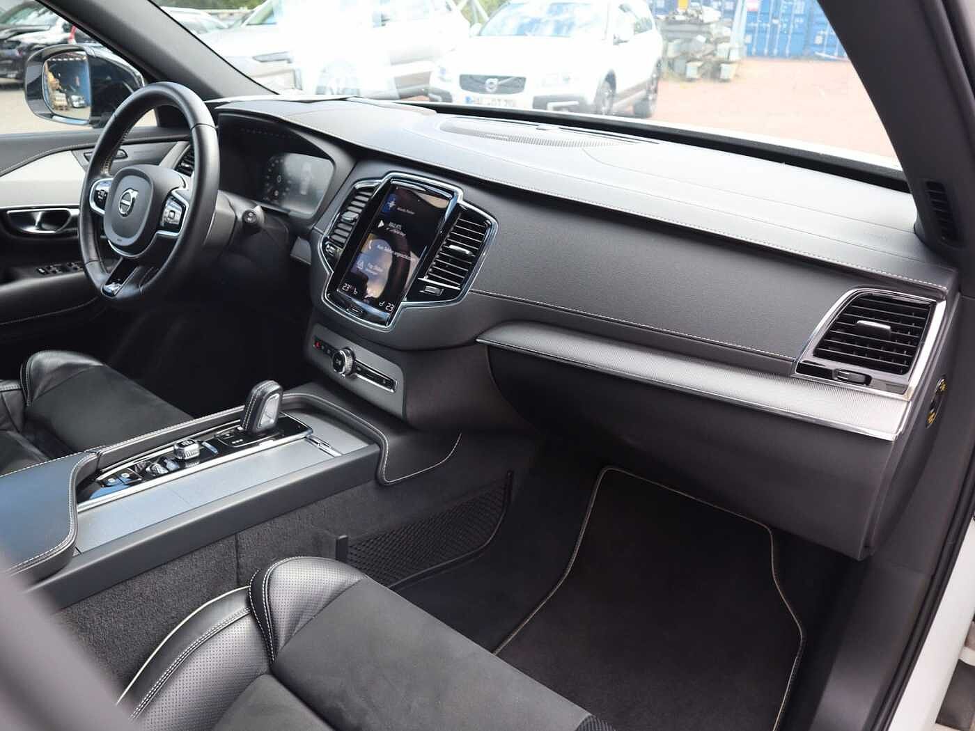 Volvo  B5 R Design AWD