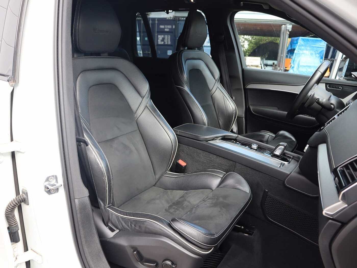 Volvo  B5 R Design AWD