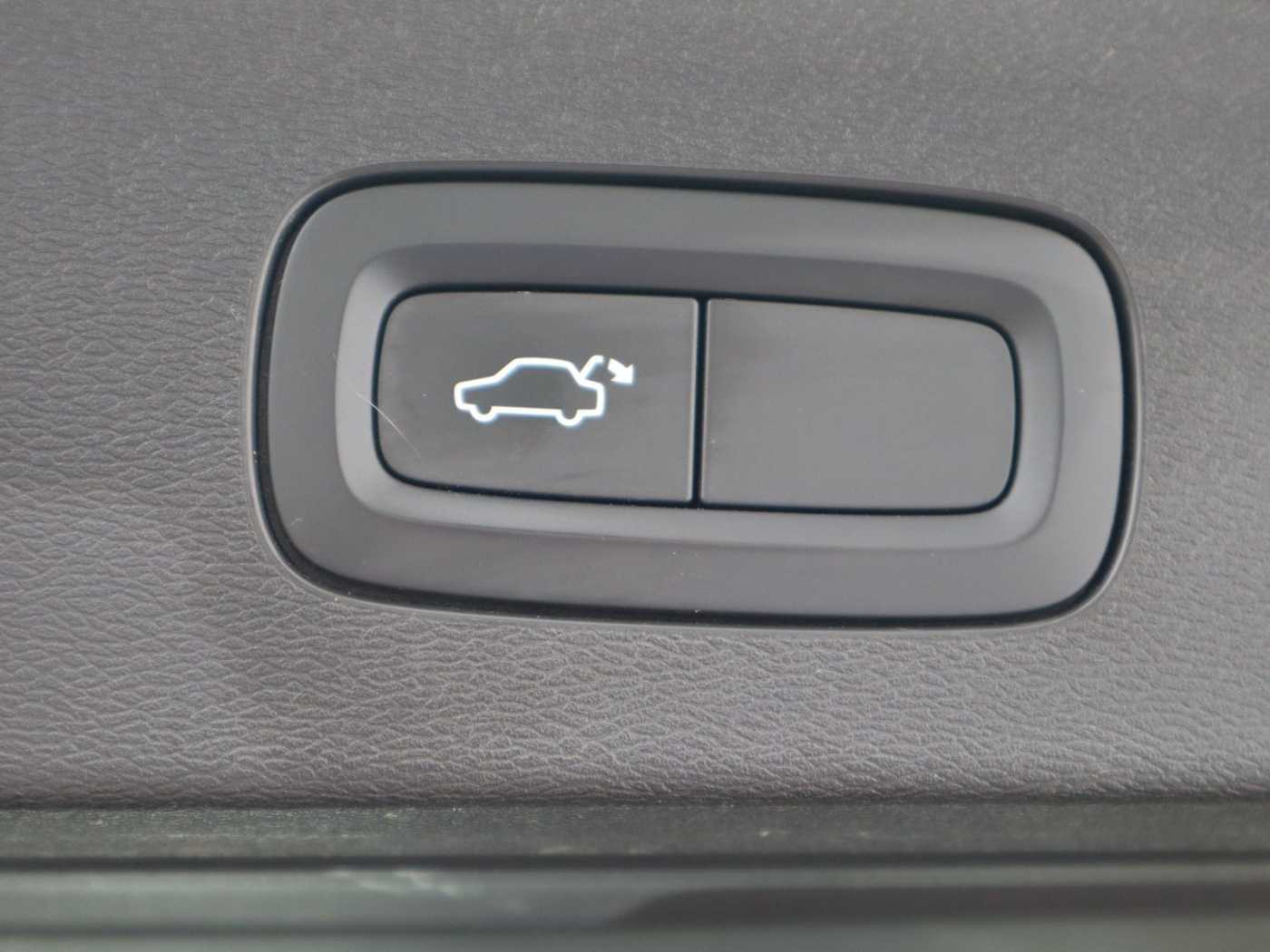 Volvo  T8 Inscription Plug-In Hy AWD HUD*Pano*360°