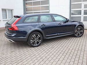 Volvo  Pro D5 AWD, AZV, LED, RFK