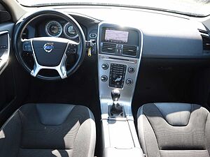 Volvo  D3 Momentum AWD