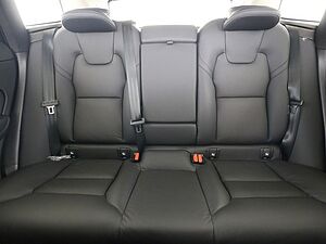 Volvo  B4 Plus Dark AWD*Standh*360°*