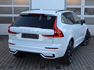 Volvo  B4 Ultimate Dark AWD*B&W*Massag*Standh*