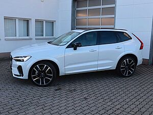 Volvo  B4 Ultimate Dark AWD*B&W*Massag*Standh*