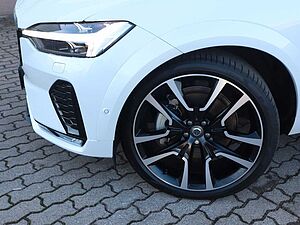 Volvo  B4 Ultimate Dark AWD*B&W*Massag*Standh*