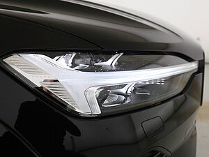 Volvo  B4 Ultimate Dark AWD*Luftf*B&W*Standh*