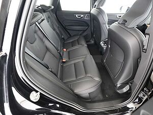 Volvo  B4 Ultimate Dark AWD*Luftf*B&W*Standh*