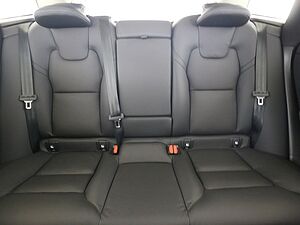 Volvo  B4 D Ultimate Dark Auto
