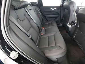 Volvo  B4 D Ultimate Dark Auto
