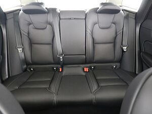 Volvo  B4 Ultimate Dark AWD*Luft*Massag*Standh*