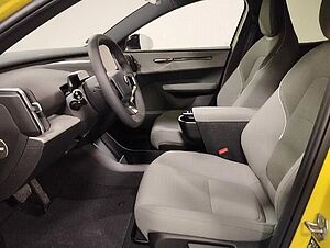 Volvo  Plus RWD Pure Electric
