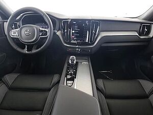 Volvo  B4 Plus Dark FWD*AHK*Standh*360°*H&K*SD*