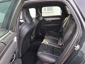 Volvo  D4 R Design HUD*Akustik*StdHzg*360°