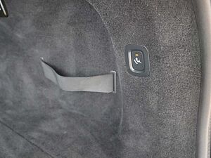 Volvo  D4 R Design HUD*Akustik*StdHzg*360°