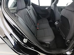 Volvo  175 kW Single Motor RWD Plus Dark